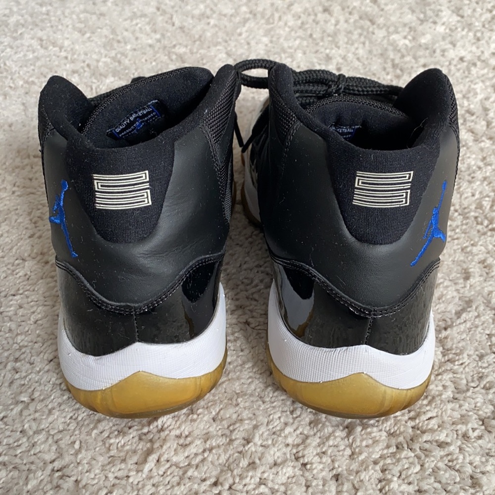 Air Jordan 11 Space Jam - Picture 3 of 10